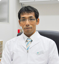 院長/医学博士 中田 信輔
